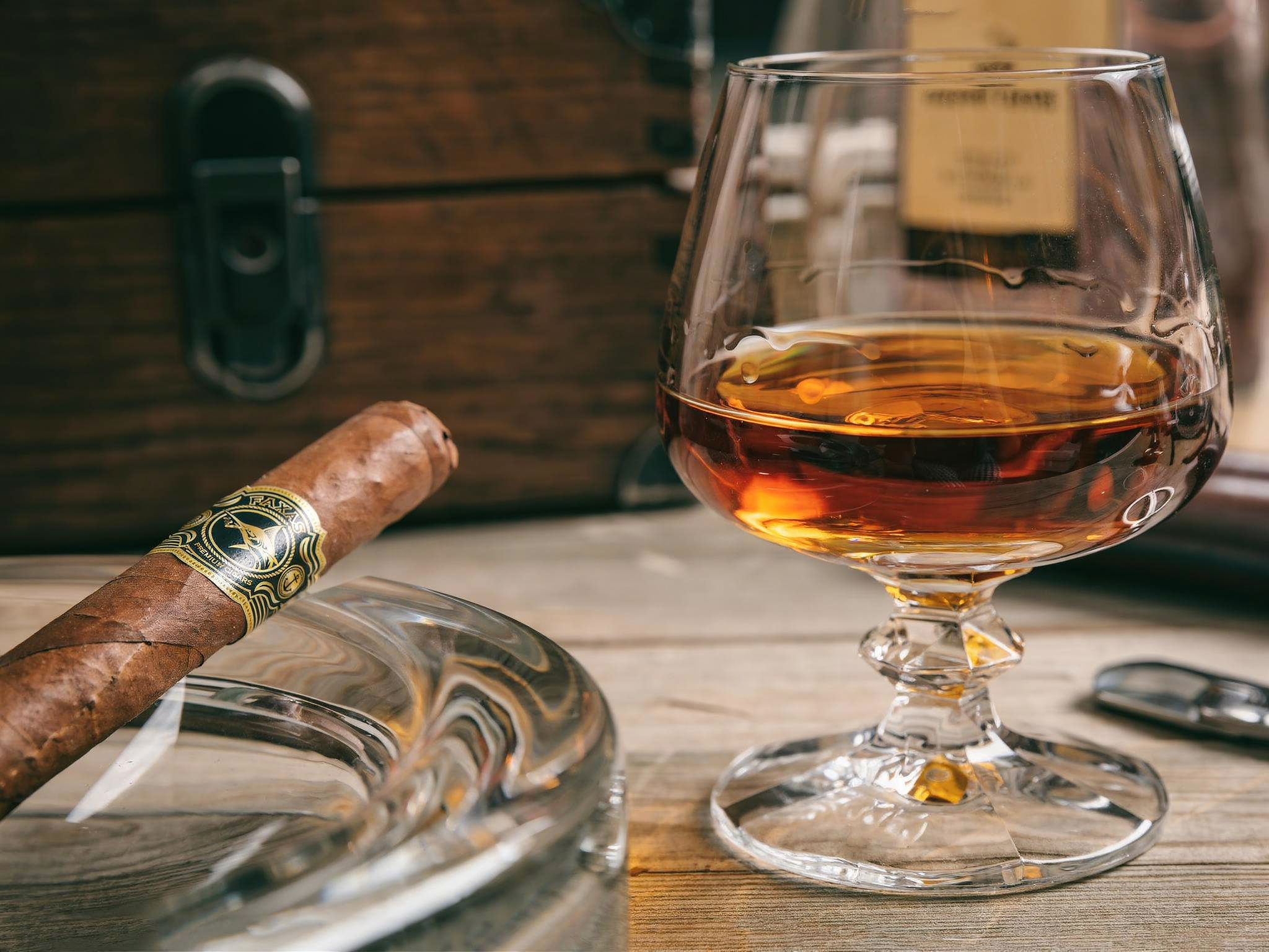 Elegance and taste of handcrafted Faxas Cigars